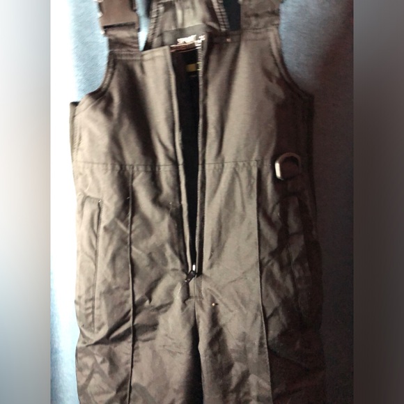 Youth “Sport Essentials” Insulated Snow Jumpsuit Pants Size 10 Black MSRP 34.99 - Picture 8 of 17